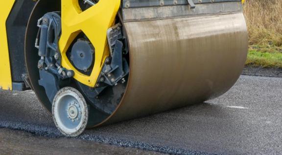 wals egaliseert asfalt 